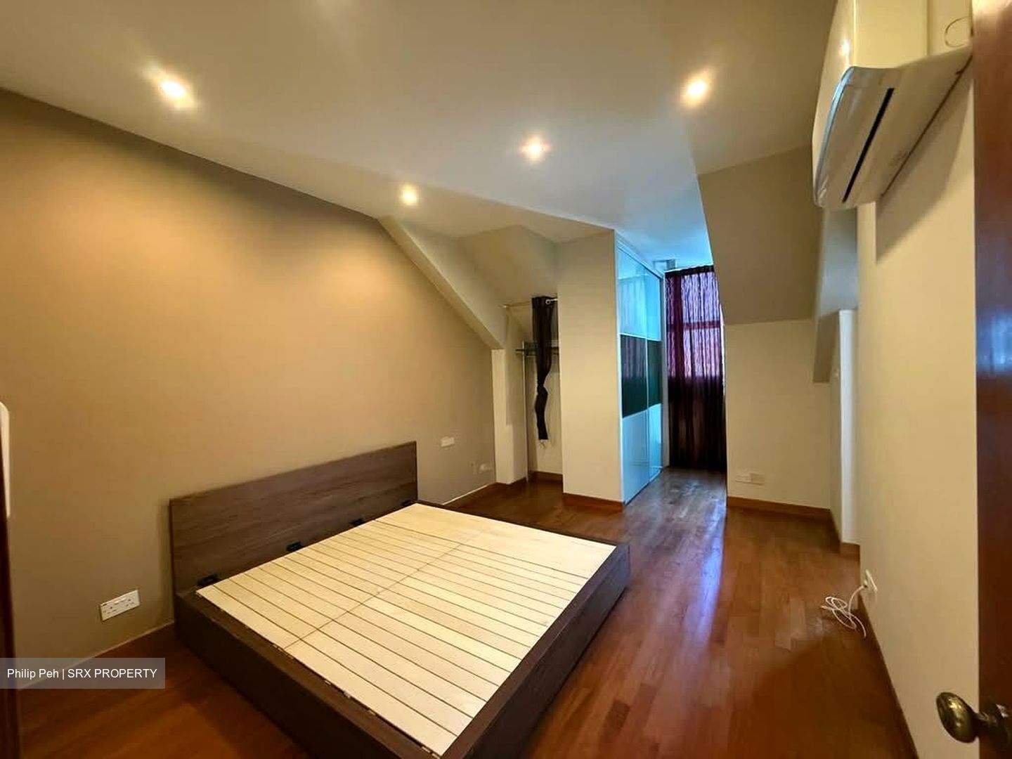 D-Mansions (D15), Apartment #542216331